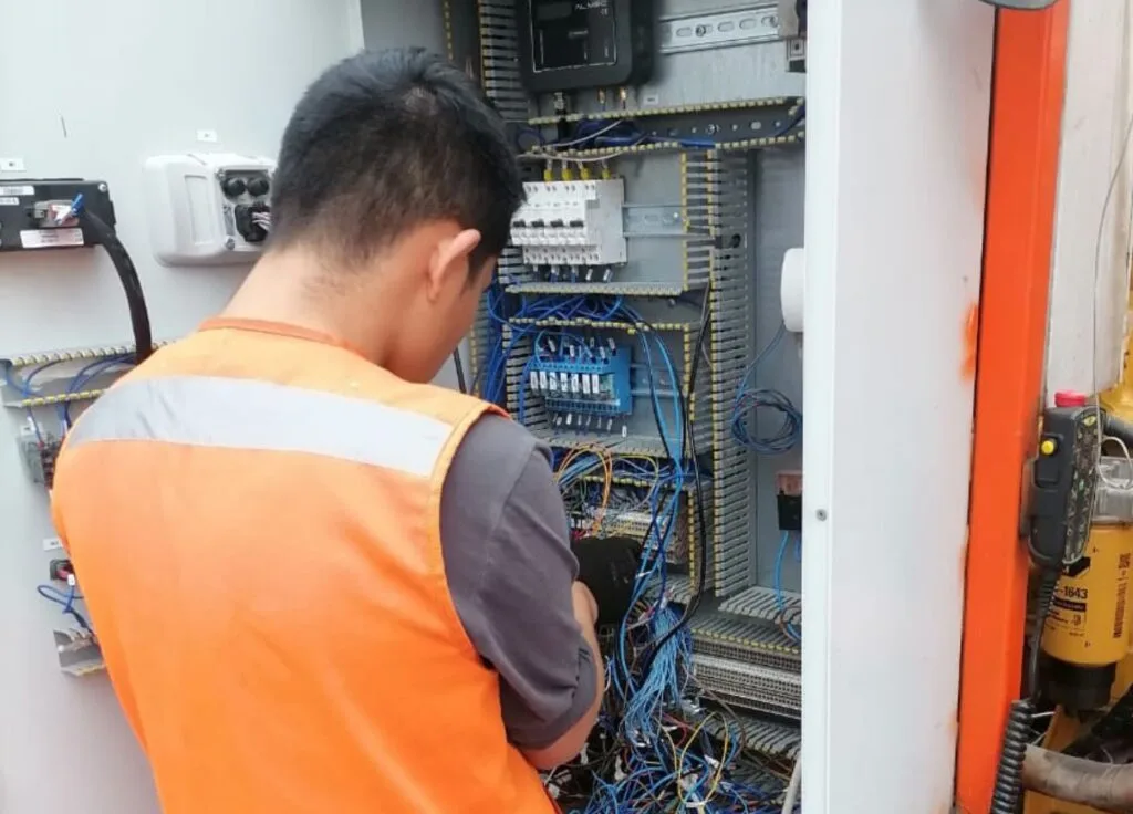 Mantenimiento de Tableros Eléctricos de Control