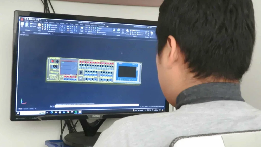 Diseño de banco de pruebas plc en Autocad